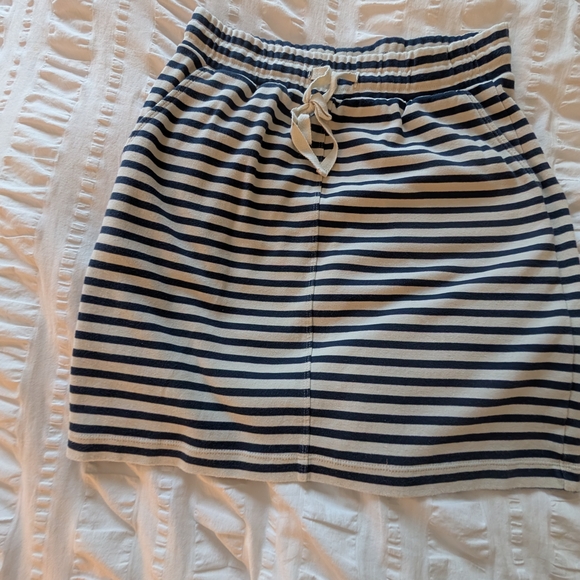 Lou & Grey Dresses & Skirts - Lou & Grey Navy and White Striped Pencil Skirt